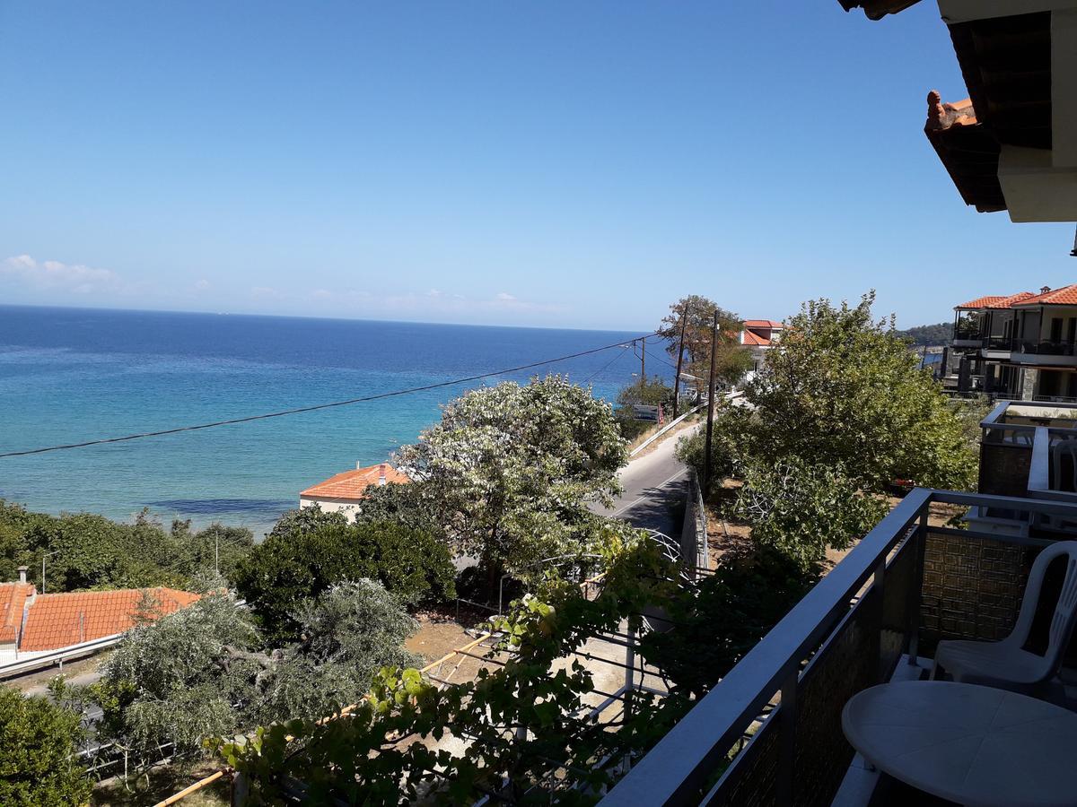 Hotel Kinira Buitenkant foto