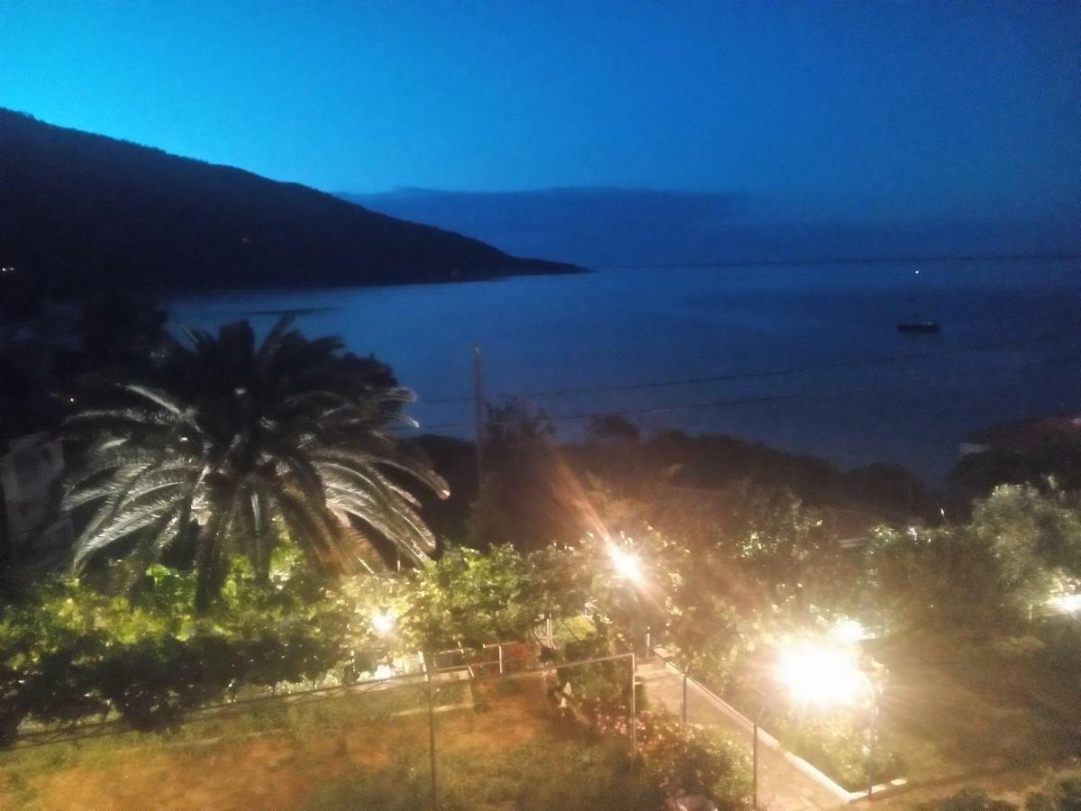 Hotel Kinira Buitenkant foto